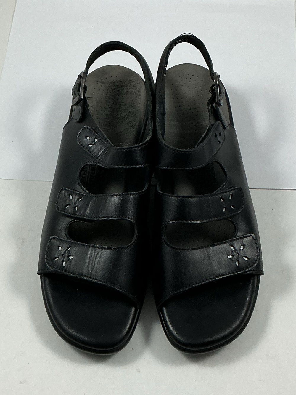 SAS Quatro Black Sandals Size 8 Narrow
